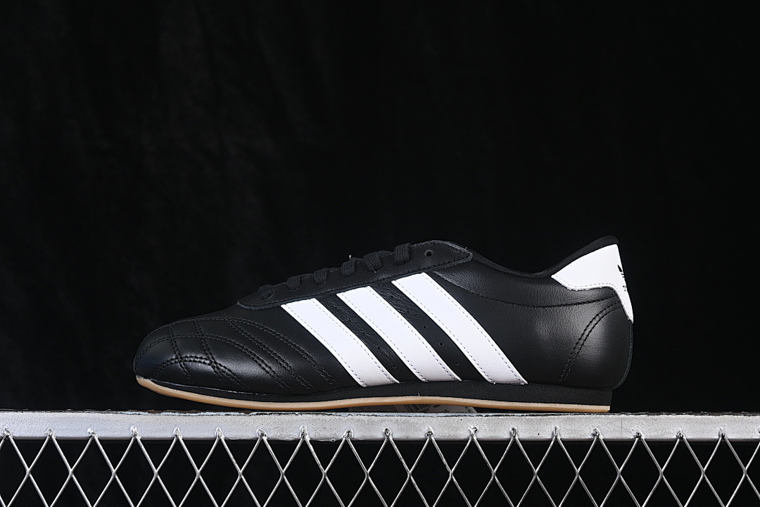 On Running On Running TAEKWONDO CORE BLACK/CLOUD WHITE/GUM · JS1193, photo 1