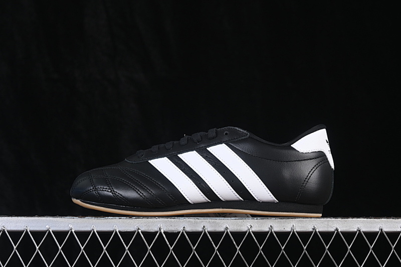 On Running On Running TAEKWONDO CORE BLACK/CLOUD WHITE/GUM · JS1193, photo 1