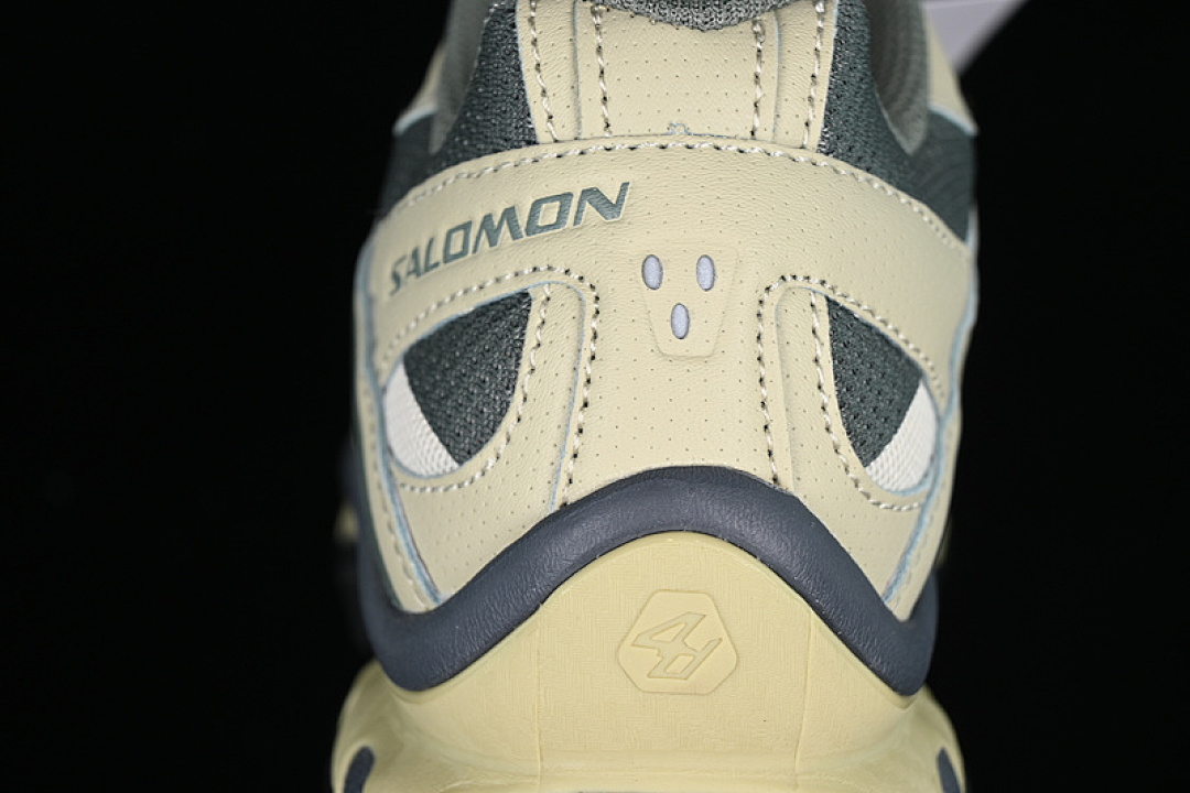 On Running [417590-21]-[XT QUEST ADV OUTDOOR OFF ROADING BEIGE/DARK GRAY]-[WOMAN:36-39]-[MAN:40-45] - Image 6