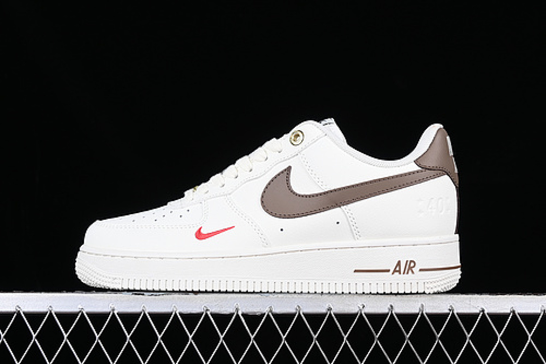 Nike [DQ7658-102]-[AIR FORCE 1 07 LOW BROWN/WHITE]-[WOMAN:36-39]-[MAN:40-45], photo 1