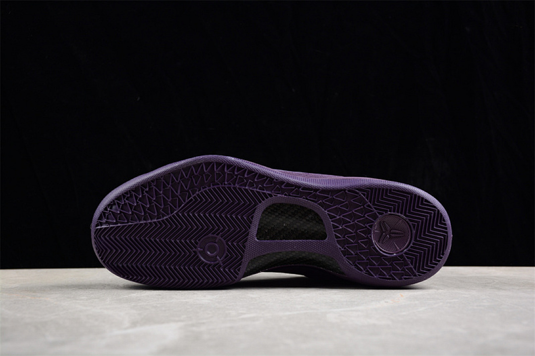 Nike [869456-551]-[KOBE 8 BLACK MAMBA COLLECTION FADE TO BLACKDARK RAISIN/DARK RAISIN] - Image 15