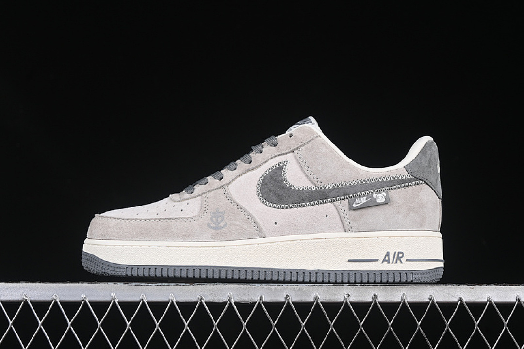 Nike Nike AIR FORCE 1 07 LOW GREY/WHITE · KK1988-047, photo 1