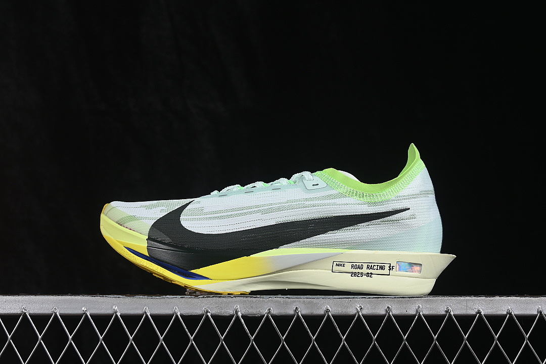 STREAKFLY 2 BREATHABLE RUNNING SHOES GREEN/BLUE/YELLOW · HF6416-300, photo 1