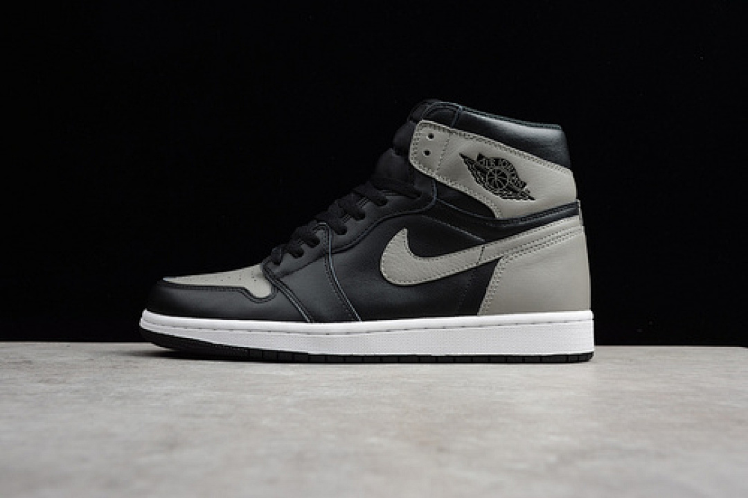 Jordan Jordan [555088-013]-[AIR 1 RETRO HIGH OG SHADOW BLACK/MEDIUM-GREY WHITE]-[MAN:41-46], photo 1