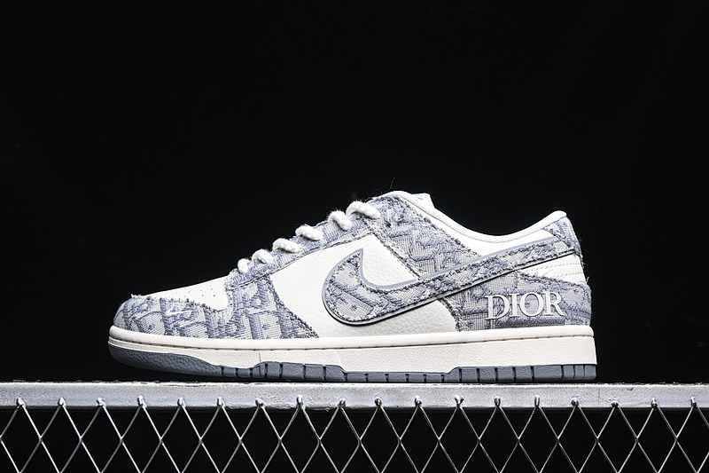 Nike DUNK LOW SB WHITE/GREY · YX5066-247, photo 1