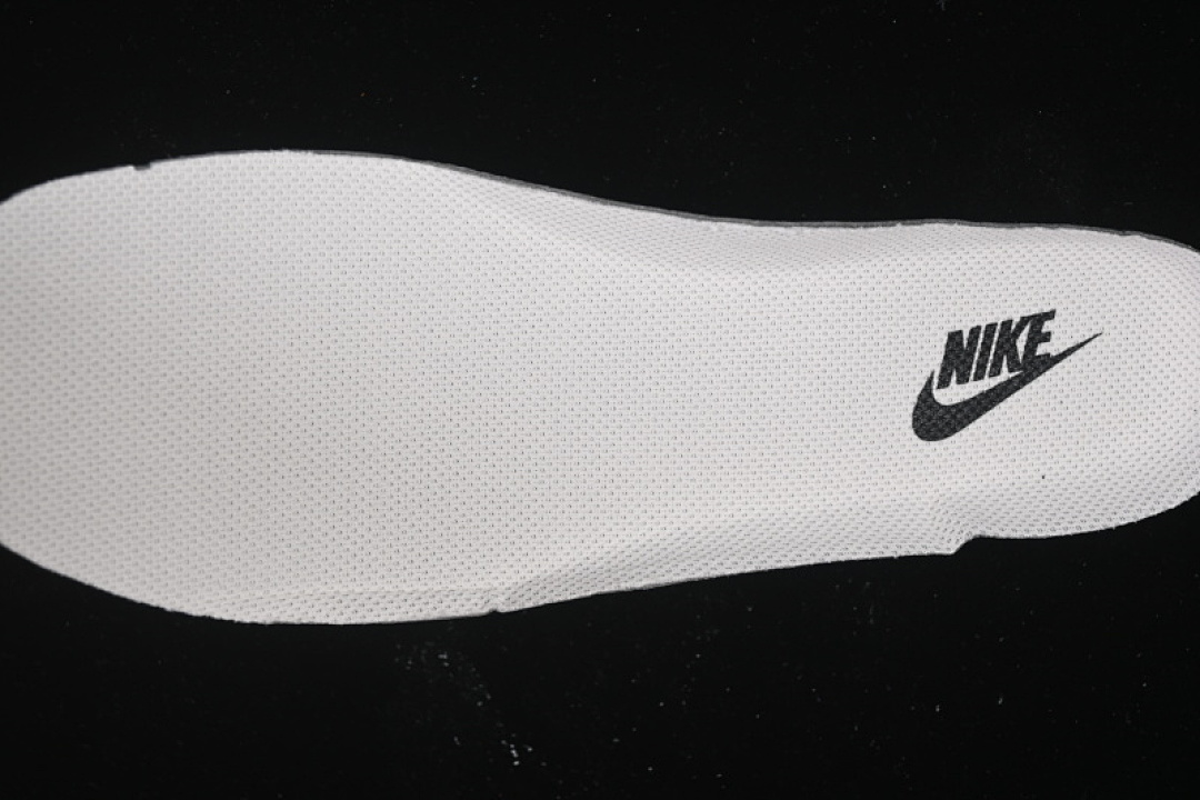 Nike [MZ9588-805]-[AIR FORCE 1 07 LOW LV WHITE/GREY/BLACK]-[WOMAN:36-39]-[MAN:40-45] - Image 4