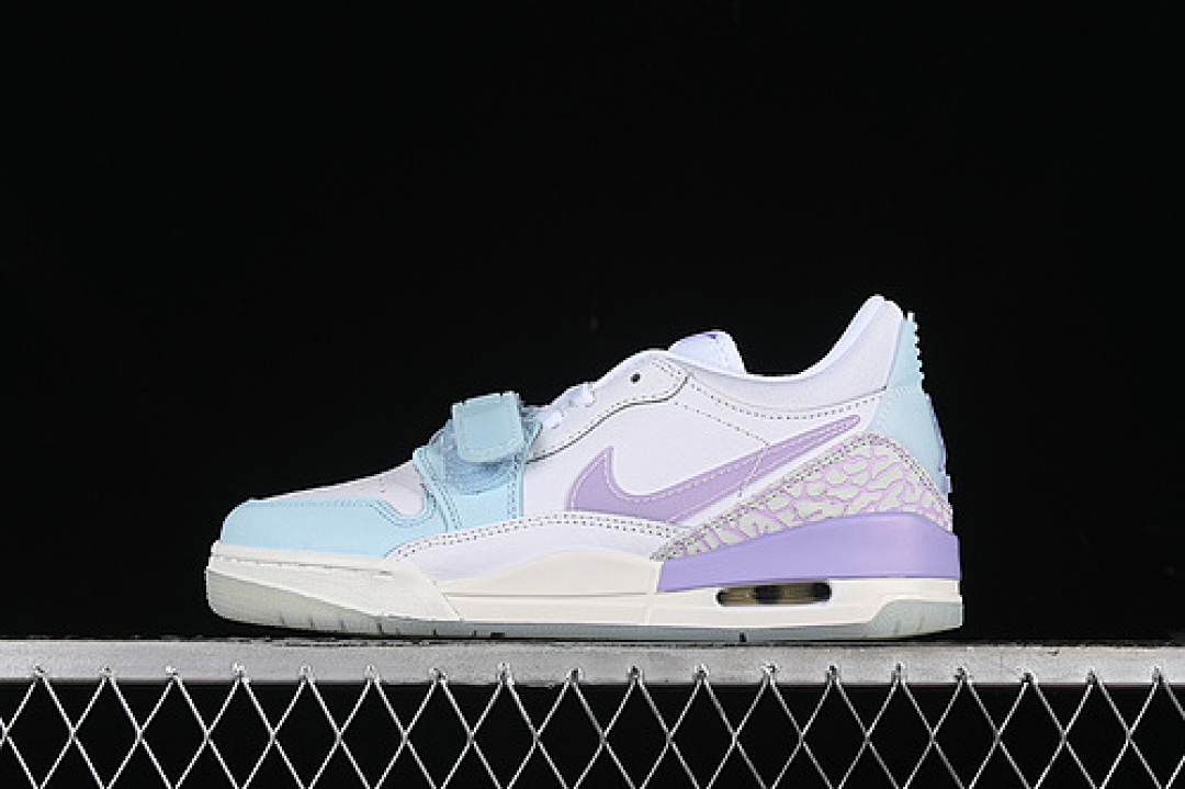 Jordan AIR Jordan LEGACY 312 LOW WHITE/BLUE/PURPLE · HQ3820-151, photo 1