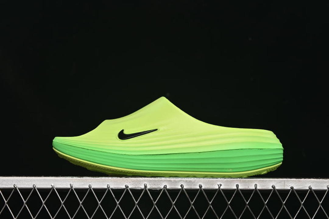 Nike Nike REACTX REJUVEN8 SLIDE GREEN/BLACK · HV4479-301, photo 1