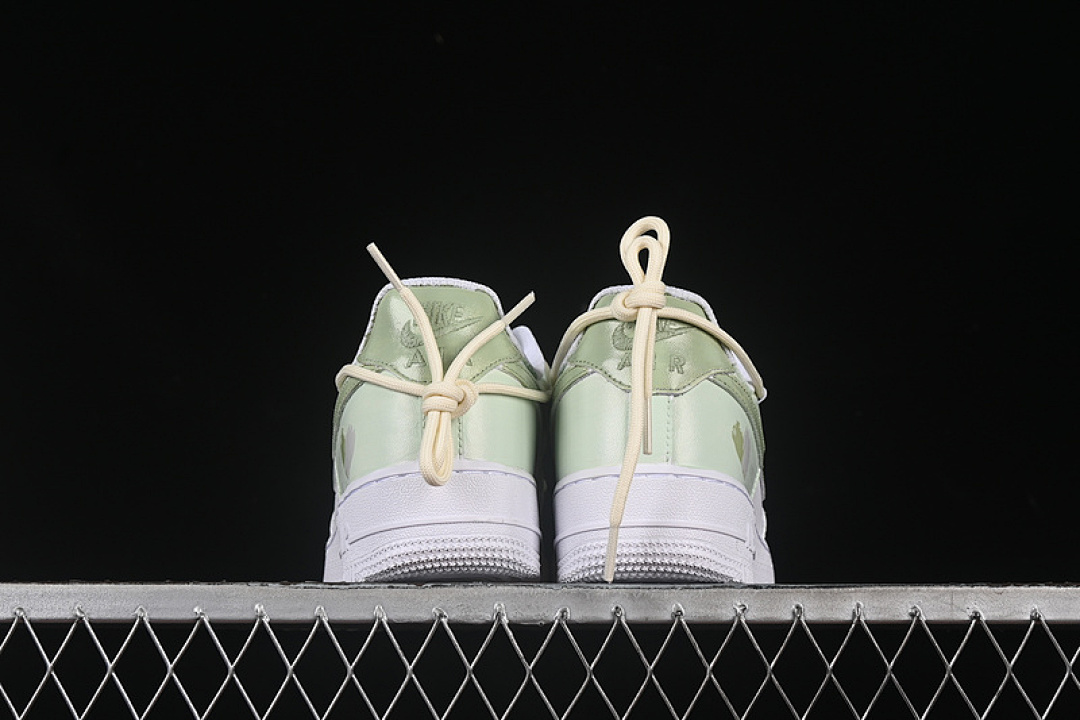 Nike [DH2920-111]-[AIR FORCE 1 07 LOW GREEN LOVE WHITE/GREEN]-[WOMAN:36-39]-[MAN:40-45] - Image 13