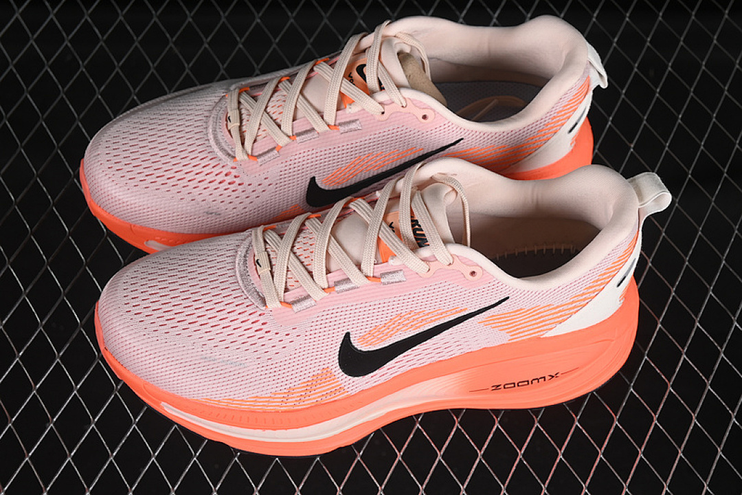 Nike [HM6804-600]-[AIR ZOOM VOMERO 18 ECHO PINK/BLACK/BRIGHT CRIMSON/CRIMSON BLISS/HYPER (ORANGE]) - Image 11
