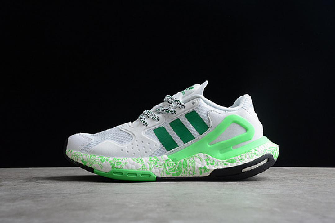 DAY JOGGER 2020 BOOST WHITE/GREEN/WHITE · FW4848, photo 1