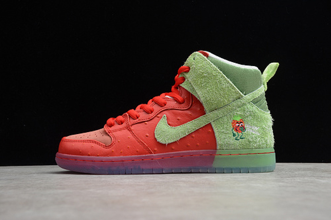Unbranded [CW7093-600]-[SB DUNK HIGH STRAWBERRY COUGH RED/GREEN/RED]-[UNISEX:36-45], photo 1