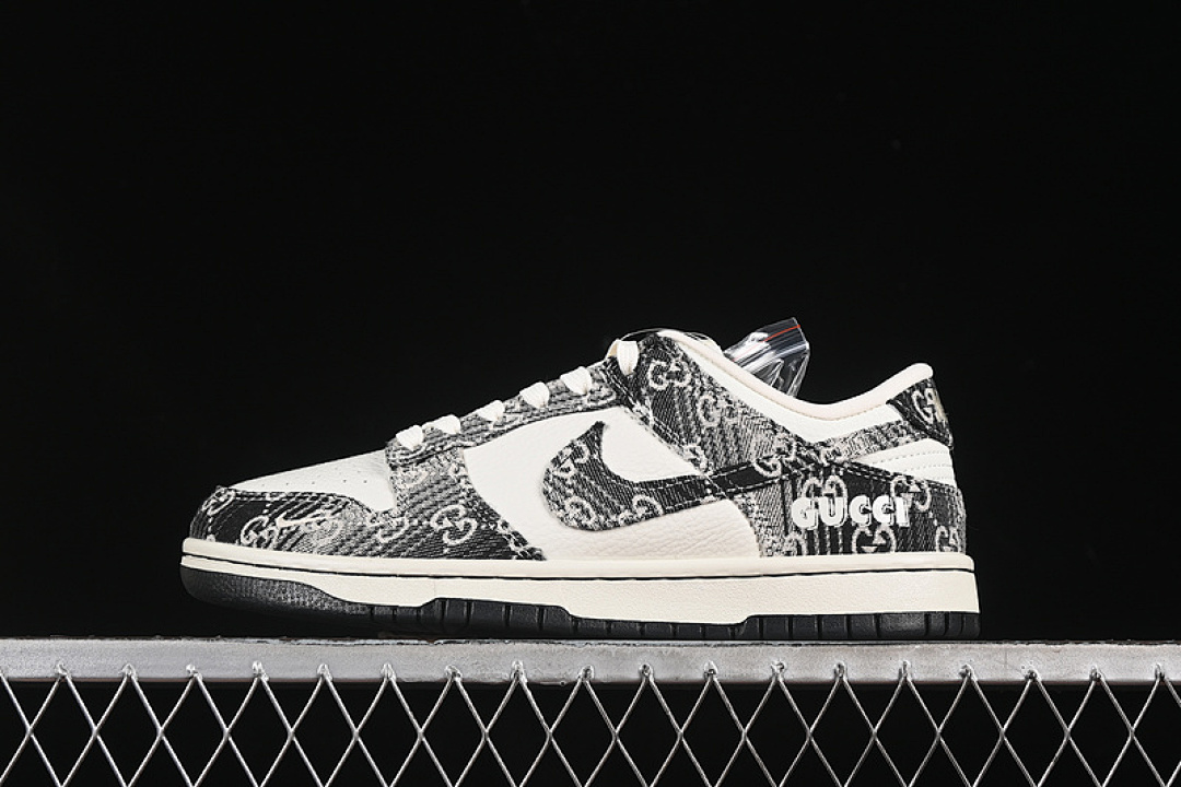 Unbranded [SC9207-418]-[SB DUNK LOW WHITE/BLACK/GREY]-[WOMAN:36-39]-[MAN:40-45], photo 1