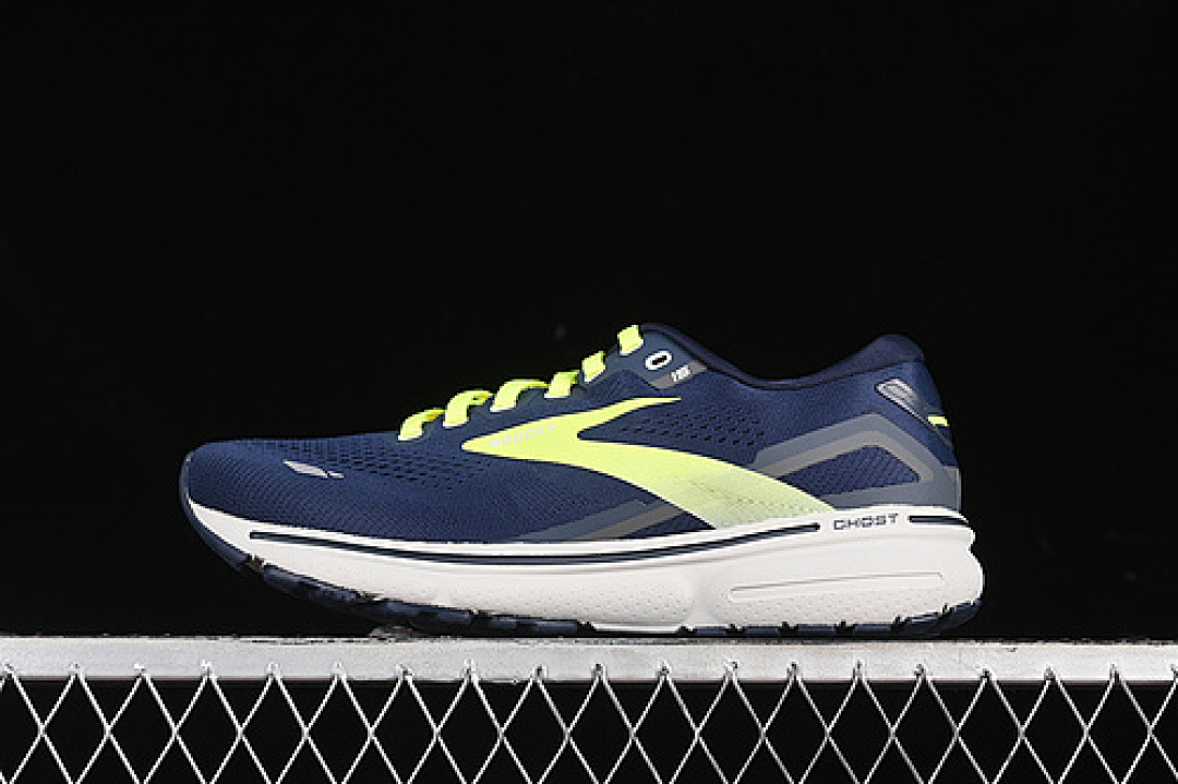 Unbranded [1103931D429]-[BROOKS GHOST 15 WHITE/GREEN/BLUE]-[MAN:40-45], photo 1