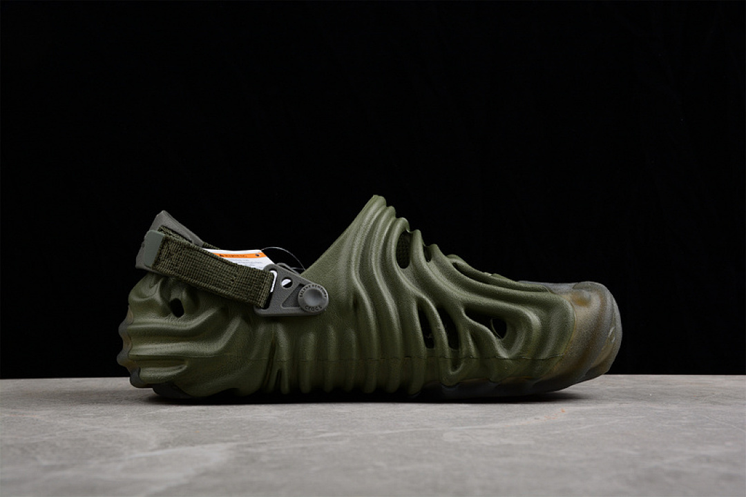 Crocs [SALEHE BEMBURY X CROCS POLLE CLOG ARMY GREEN/ARMY GREEN]-[UNISEX SIZE:36-47] - Image 11