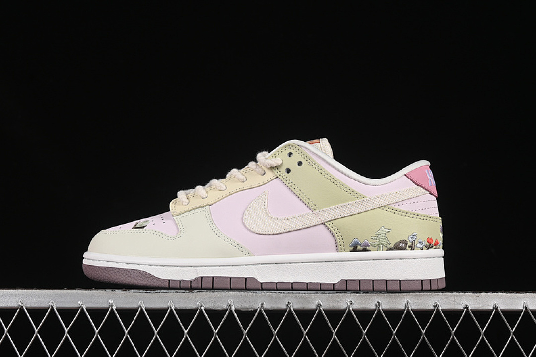 Unbranded [IB8876-661]-[DUNK LOW SB MUSHROOM PEARL PINK/WHITE/OLIVE AURA/ELEMENTAL PINK]-[UNISEX:36-47.5], photo 1