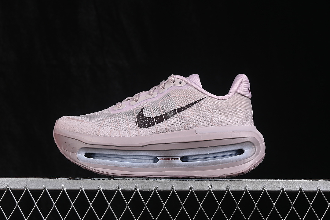 Nike Nike VOMERO PREMIUM PARTICLE ROSE/BURGUNDY CRUSH · HM5973-607, photo 1