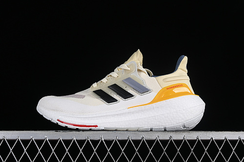 ULTRA BOOST LIGHT 23 WHITE/GREY/YELLOW · ID5322, photo 1