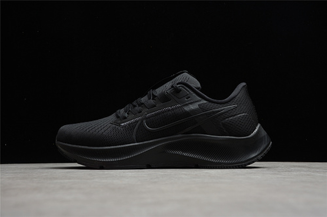 Nike Nike AIR ZOOM PEGASUS 38 BLACK/ANTHRACITE/VOLT/BLACK · CW7356-001, photo 1
