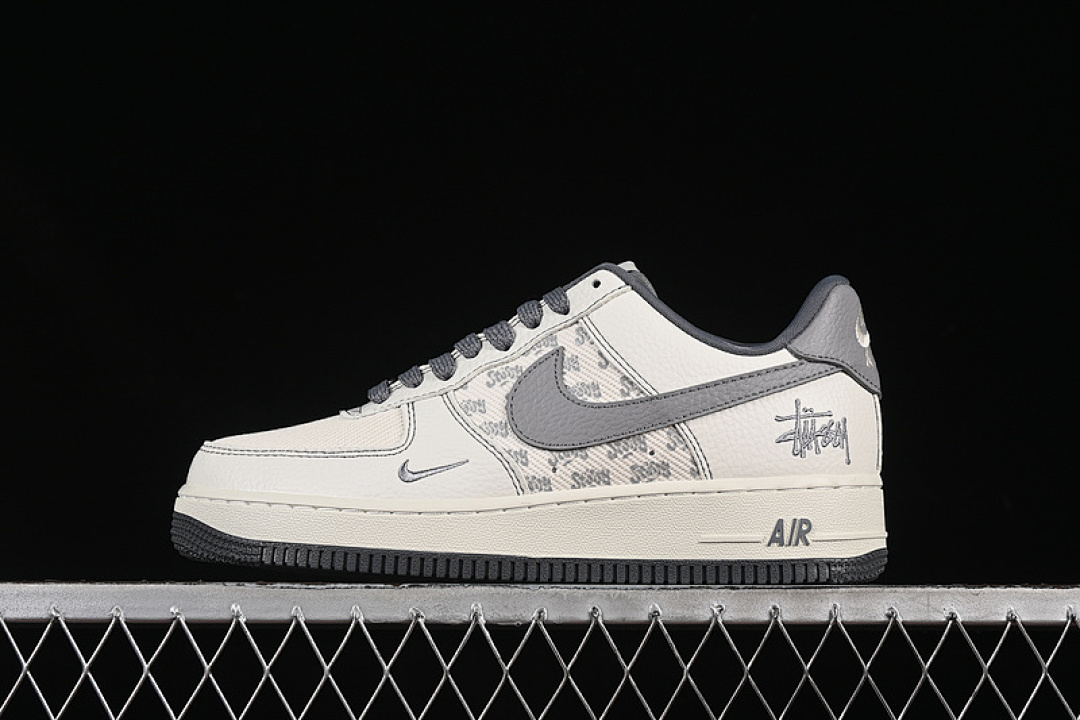 Nike [BZ6808-101]-[AIR FORCE 1 07 LOW WHITE/GREY]-[WOMAN:36-39]-[MAN:40-45] - Image 2