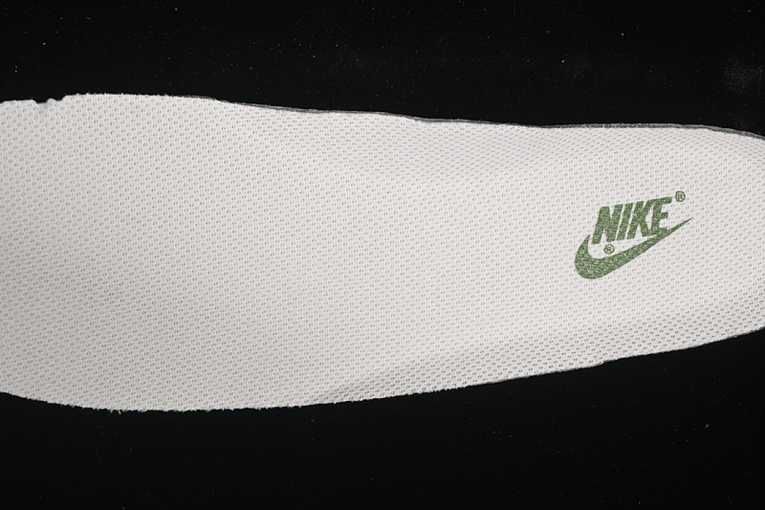 Nike [DM6868-070]-[AIR FORCE 1 07 LOW SUPREME GREY/BLACK/GREEN/BEIGE]-[WOMAN:36-39]-[MAN:40-45] - Image 4
