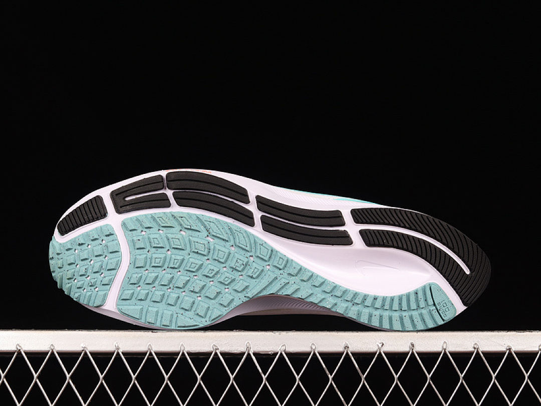 Nike [CW7356-105]-[AIR ZOOM PEGASUS 38 WHITE/WHITE/BLUE]-[MAN:39-45] - Image 14