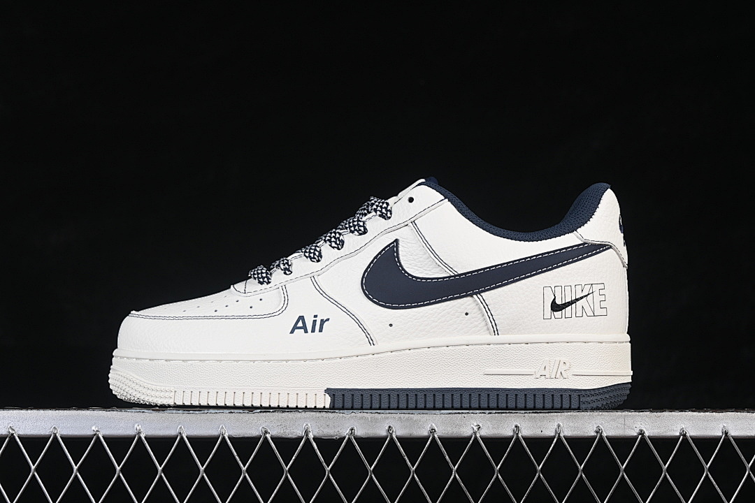 Nike Nike AIR FORCE 1 07 LOW CASUAL SNEAKERS WHITE/BLACK/WHITE · MM3399-816, photo 1