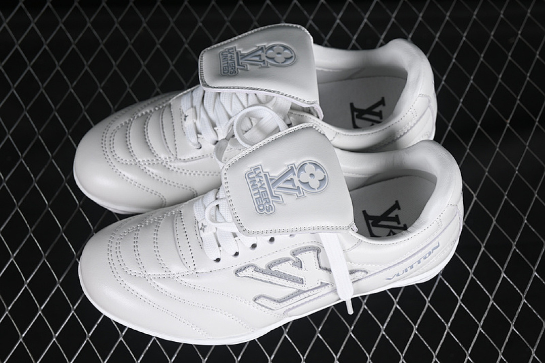 Louis Vuitton [LOUIS VUITTON FOOTPRINT SOCCER 2025 WHITE/BLUE]-[WOMAN:35-39]-[MAN:40-46] - Image 11