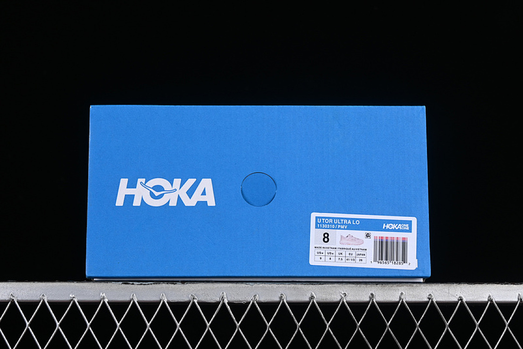 Hoka [1130310 PMV]-[HOKA TOR ULTRA GREY/PINK]-[MAN:40-45] - Image 12