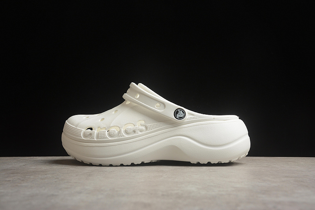 Crocs Crocs [ BEJA CLOUDS BY THE SUMMER CLASSIC DUAL-PURPOSE BEACH SANDALS CAVE SHOES WHITE]-[34-40], photo 1