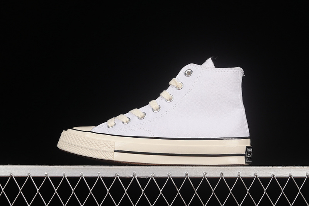 Converse [A02304C]-[CHUCK TAYLOR ALL STAR 70S HIGH 1970 WHITE/WHITE/BLACK]-[WOMAN:35-39]-[MAN:40-44], photo 1
