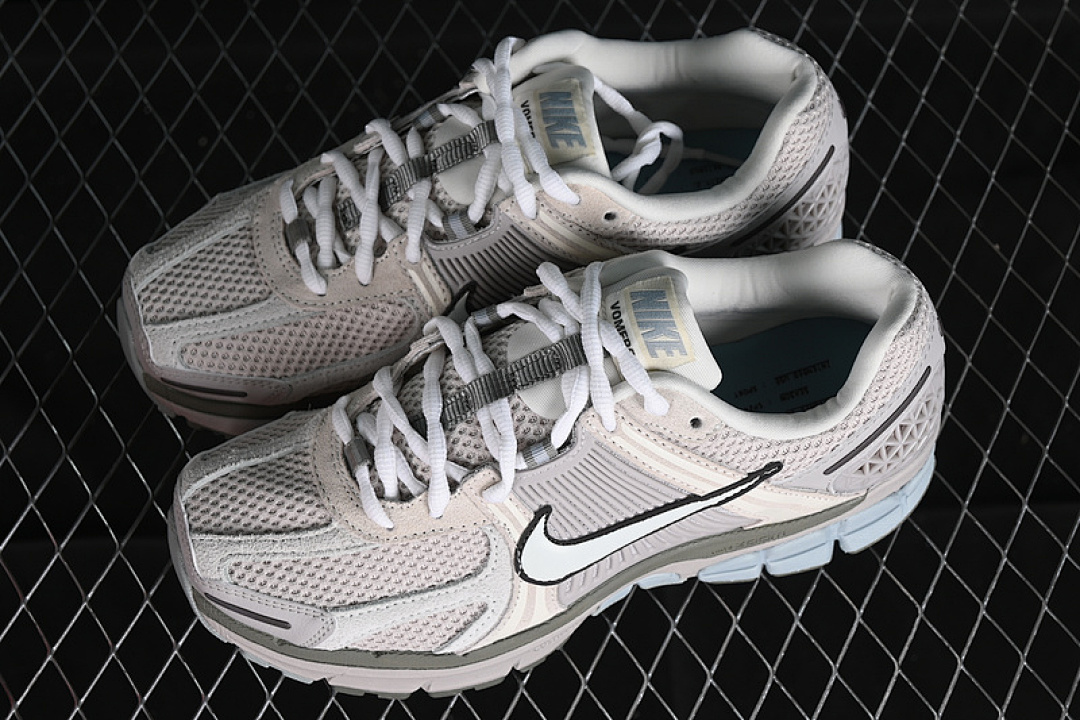 Nike [FZ3653-104]-[AIR ZOOM VOMERO 5 LIGHT OREWOOD BROWN/BLACK/ARMORY BLUE]-[UNISEX:36-45] - Image 11