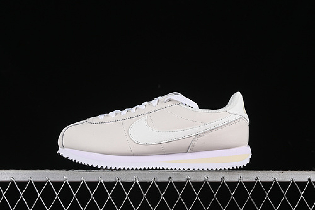 Unbranded [DN1791-002]-[CLASSIC CORTEZ LEATHER PHANTOM/COCONUT MILK/WHITE/SAIL]-[WOMAN:35-39], photo 1