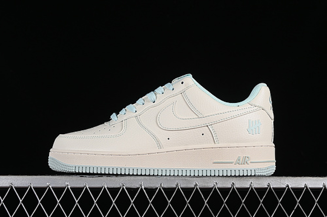 Nike [CW2288-111]-[AIR FORCE 1 07 LOW GREEN/WHITE]-[WOMAN:36-39]-[MAN:40-45], photo 1