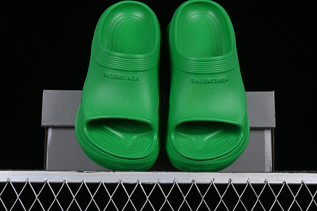 Balenciaga [W1S8E3033]-[BA*LEN*CIAGA POOL CROCS GREEN]-[WOMAN:36-40] - Image 10