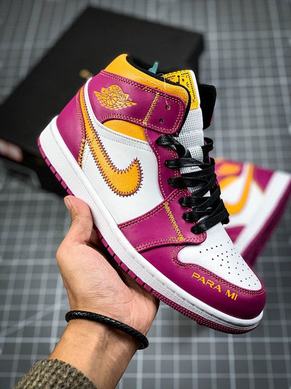 Jordan AIR Jordan 1 MID FAMILIA WHITE/PURPLE/YELLOW · DC0350-100, photo 1