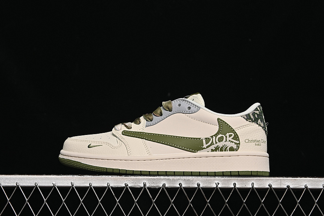 Jordan [QW5088-203]-[TRAVIS SCOTT X FRAGMENT DESIGN AIR JORDAN 1 LOW OG SP GREY/GREEN]-[36-45], photo 1