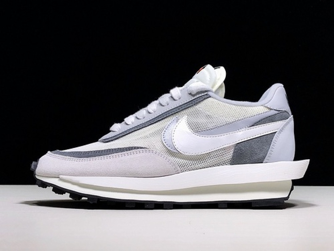 Sacai [BV0073-100]-[LDV WAFFLE X SACAI SUMMIT WHITE/WHITE-WOLF GREY-BLACK]-[UNISEX:36-46], photo 1