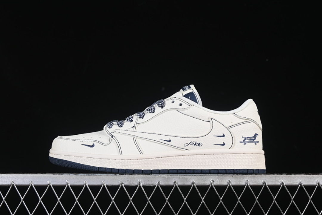 Jordan TRAVIS SCOTT X AIR Jordan 1 LOW AJ1 WHITE/BROWN · XD0798-308, photo 1