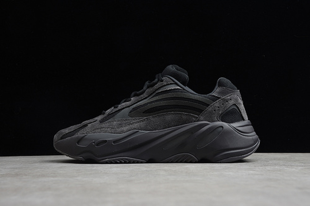 On Running Adidas On Running [FU6684]-[GT YEEZY BOOST 700 V2 VANTA VANTA/VANTA]-[WOMAN:36-39]-[MAN:40-47], photo 1