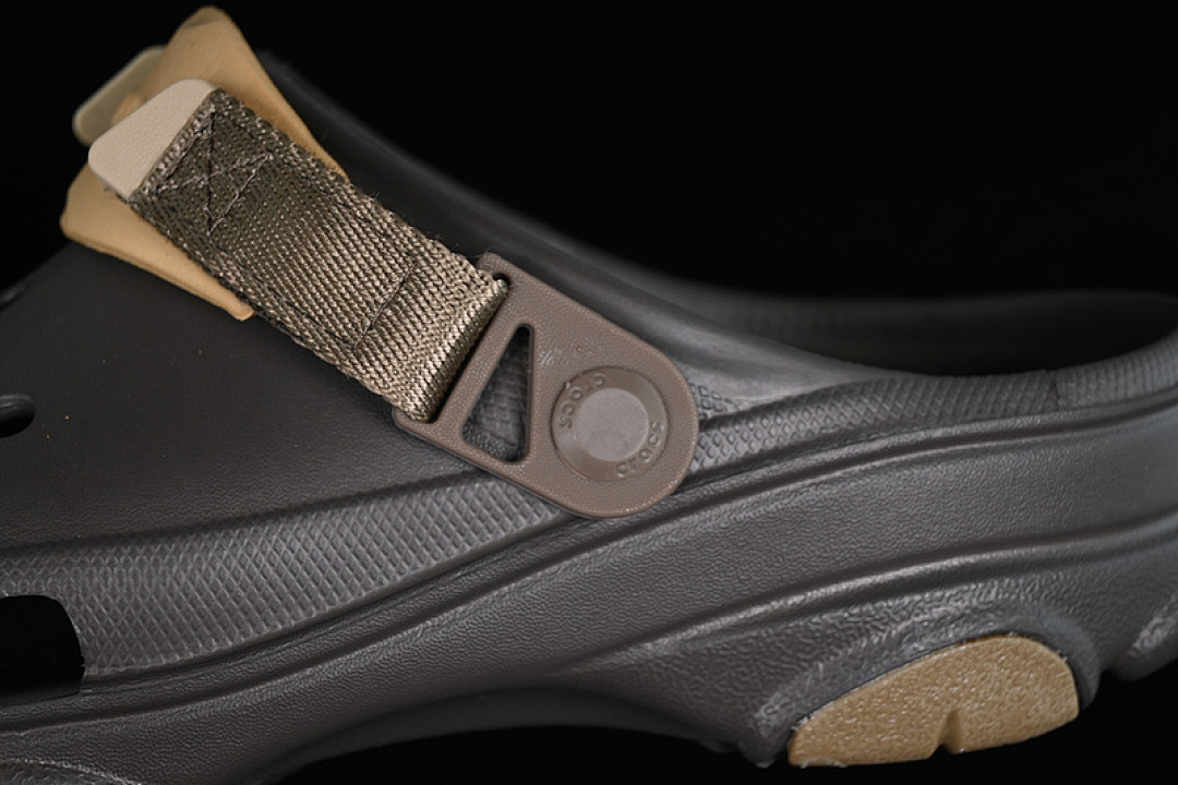 Crocs [CROCS CLASSIC CLOG BROWN/GREY]-[WOMAN:37-39]-[MAN:40-46] - Image 4