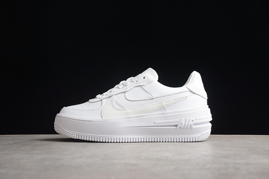 Nike Nike AIR FORCE 1 PLT.AF.ORM WHITE/SUMMIT WHITE/WHITE · DJ9946-100, photo 1