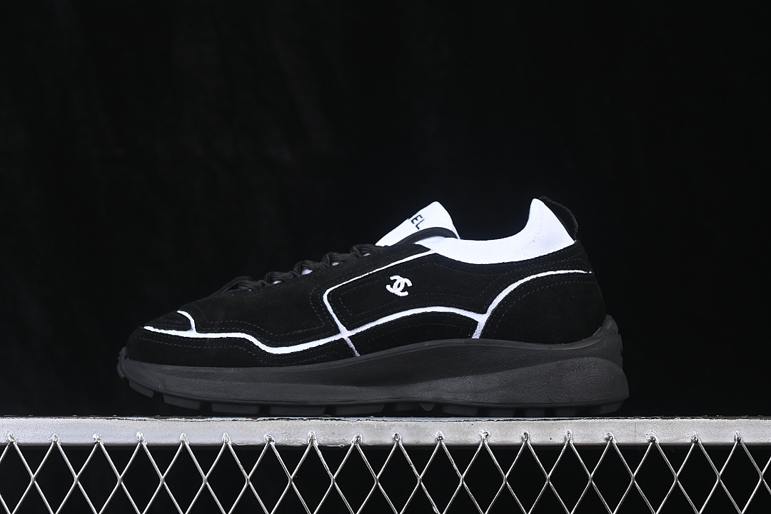 Chanel Chanel 2026A CASUAL THICK SOLED SPORTS SHOES BLACK/INKINESS · E1284, photo 1