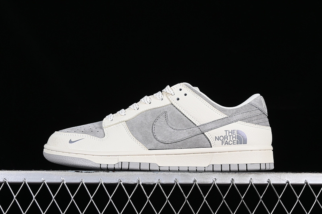 Unbranded [XD6188-020]-[SB DUNK LOW WHITE/GREY]-[WOMAN:36-39]-[MAN:40-45], photo 1