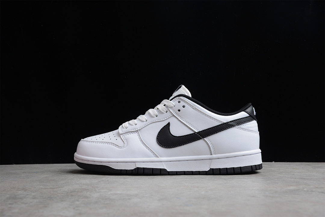 Unbranded [DD1503-113]-[SB DUNK LOW WHITE/WHITE/BLACK]-[WOMAN:36-39]-[MAN:40-47.5], photo 1