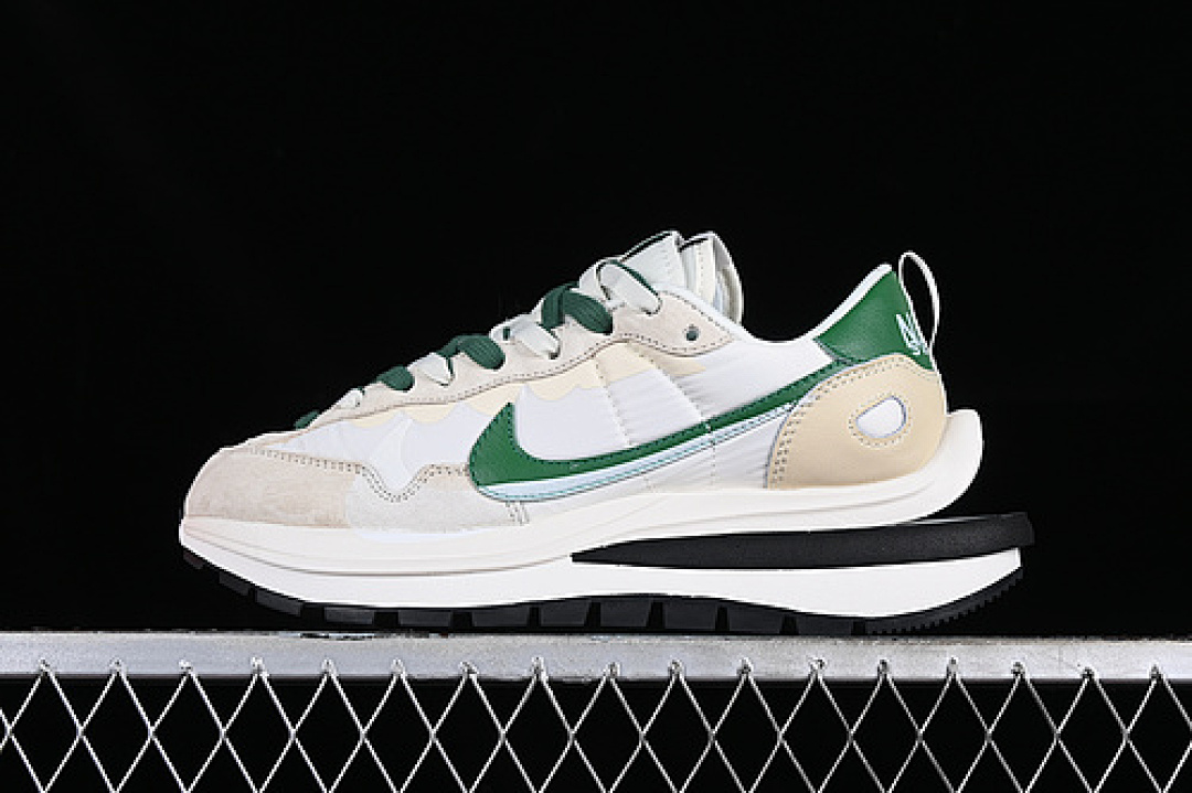 Sacai [DD1875-102]-[SACAI VAPORWAFFLE 3.0 WHITE/GREY/BLACK/GREEN]-[WOMAN:36-39]-[MAN:40-45], photo 1