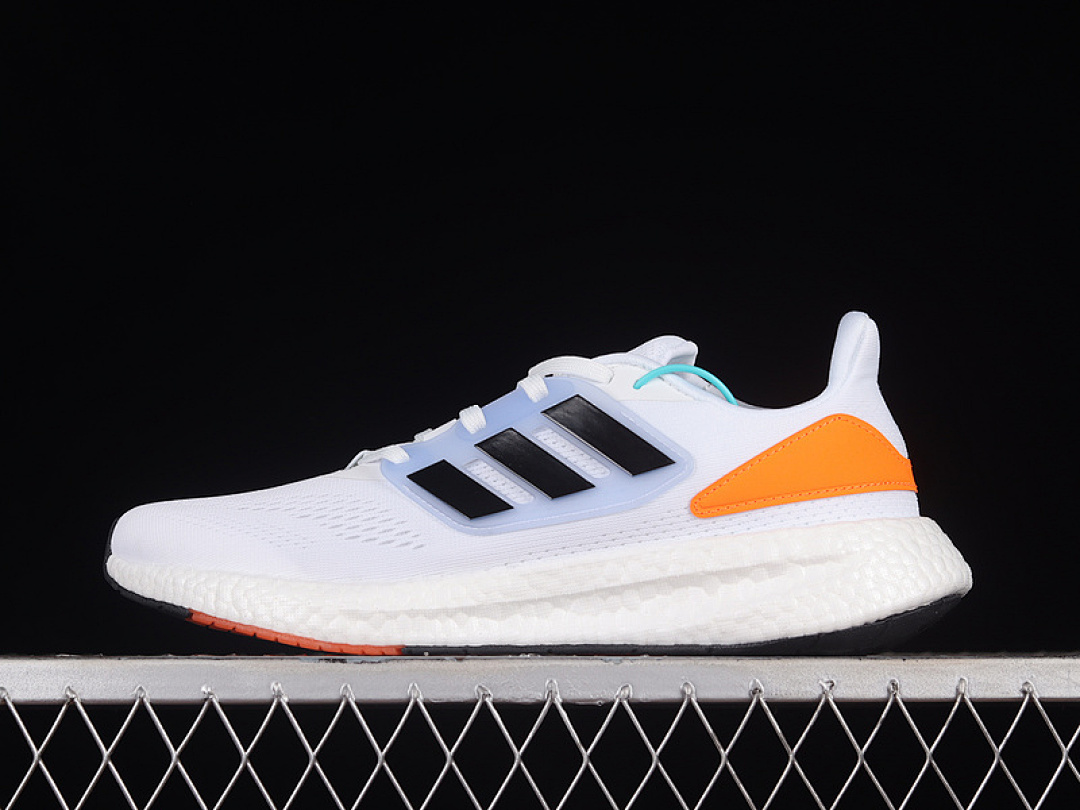 PUREBOOST 22 RUNNING SHOES CRYSTAL WHITE/CORE BLACK/CLOUD WHITE · HQ8582, photo 1