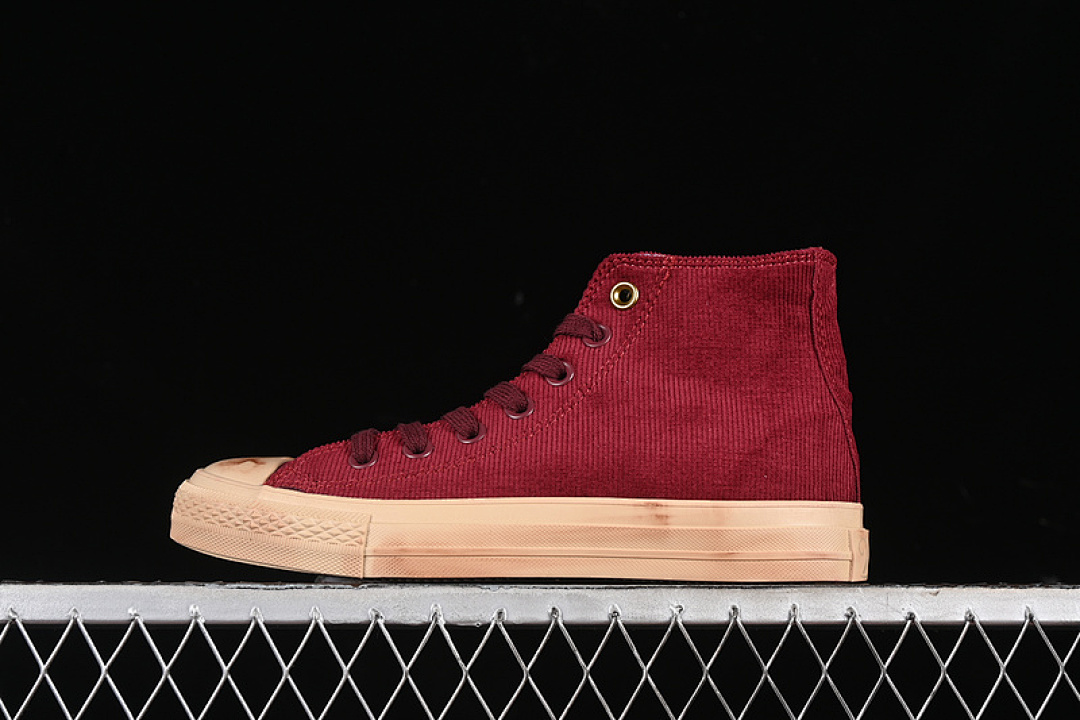 Converse [A08153C]-[WILLY WONKA X CHUCK TAYLOR ALL STAR HIGH DEEP BORDEAUX/NOMAD KHAKI]-[UNISEX:35-44], photo 1