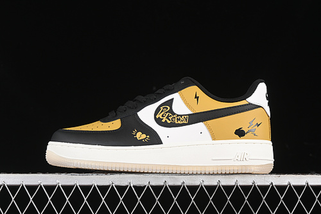 Nike [CJ9988-111]-[AIR FORCE 1 07 LOW PIKACHU WHITE/BLACK/YELLOW]-[WOMAN:36-39]-[MAN:40-45], photo 1
