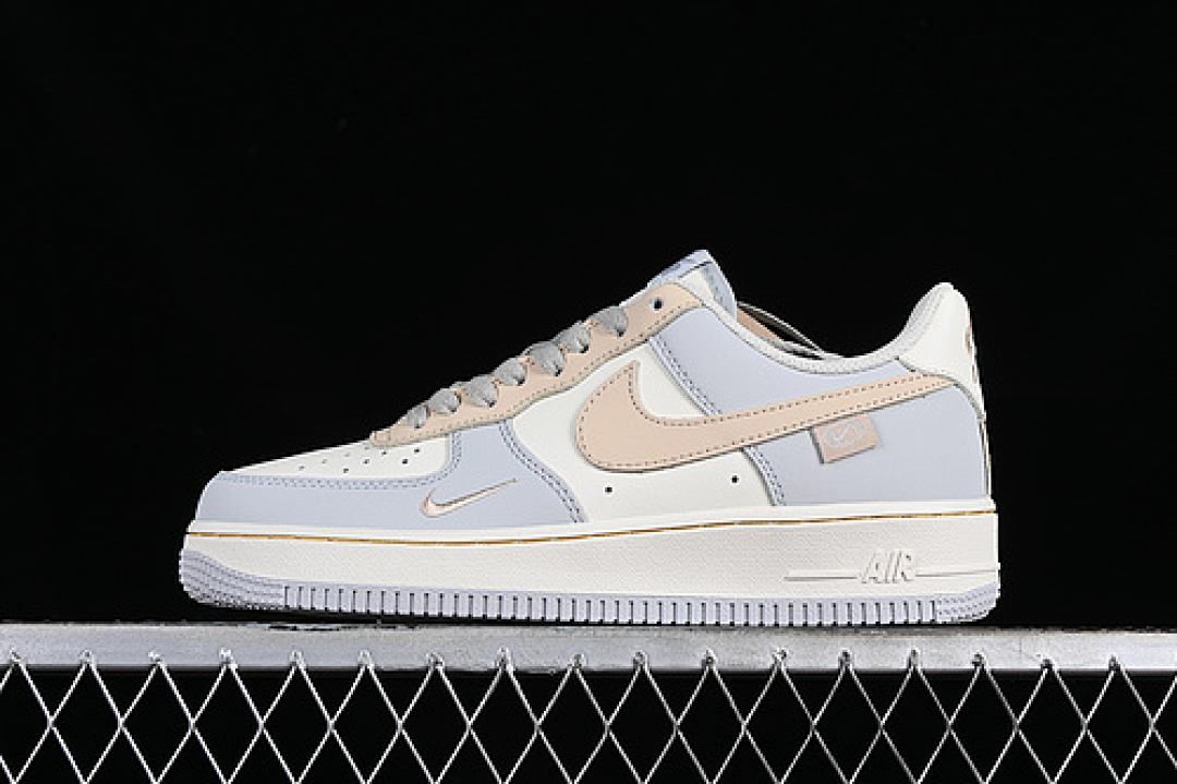 Nike [DB3301-111]-[AIR FORCE 1 07 LOW WHITE/GREY/YELLOW]-[WOMAN:36-39]-[MAN:40-45], photo 1